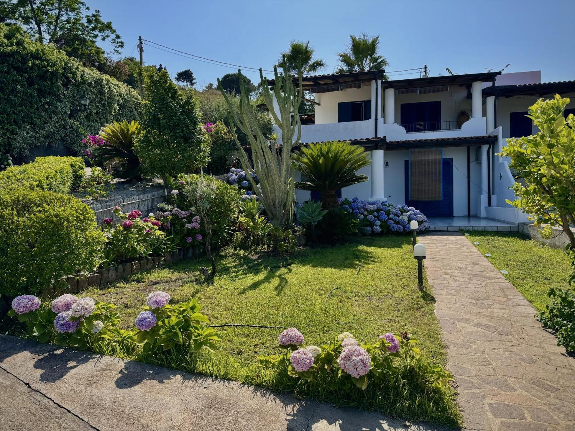 Villa 'A Pisa 利帕里 外观 照片